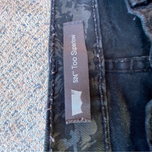 Levi’s 524 Too Superlow Jeans Black Denim Printed Design size 29 8 Skinny - Picture 2 of 14